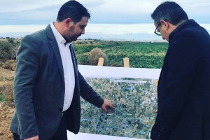 Mario Cervera junto al Delegado del Gobierno , Diego Conesa, en las obras del Canal D7 de Los Alcázares